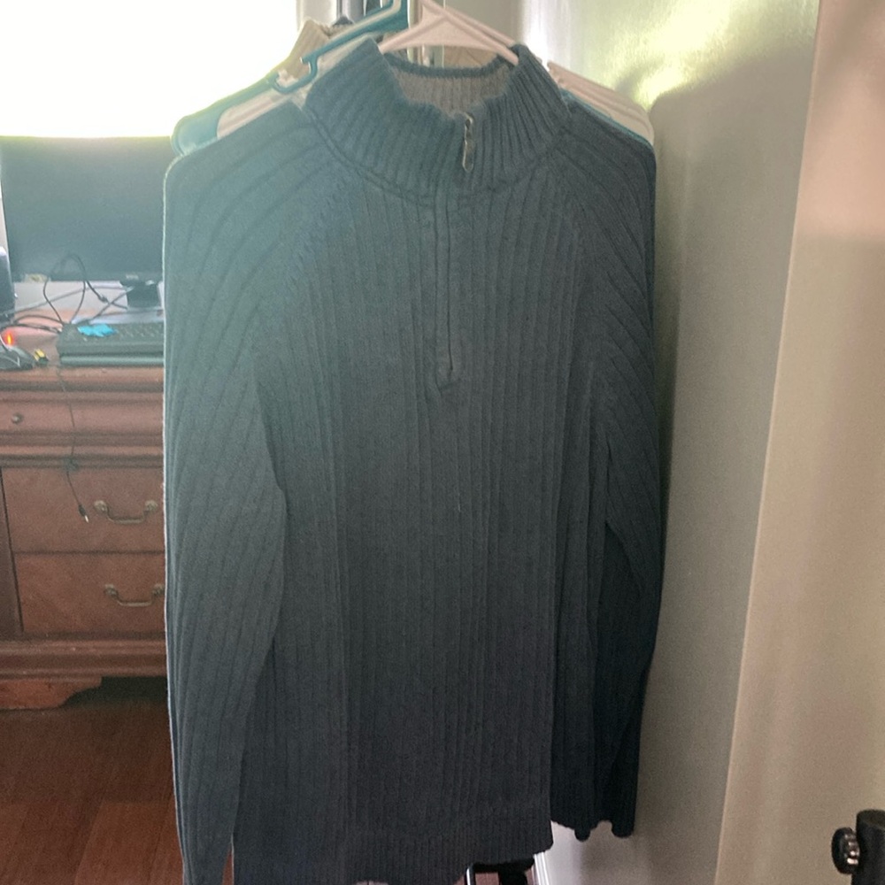 Mens GH Bass Navy Sweater size large 1/4 zip